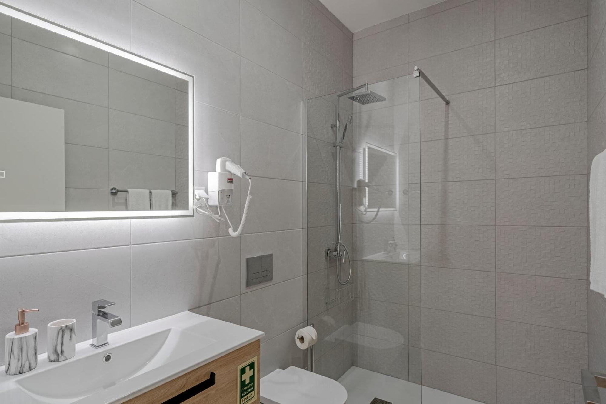 Art Deco Central Apartments, Funchal Bagian luar foto
